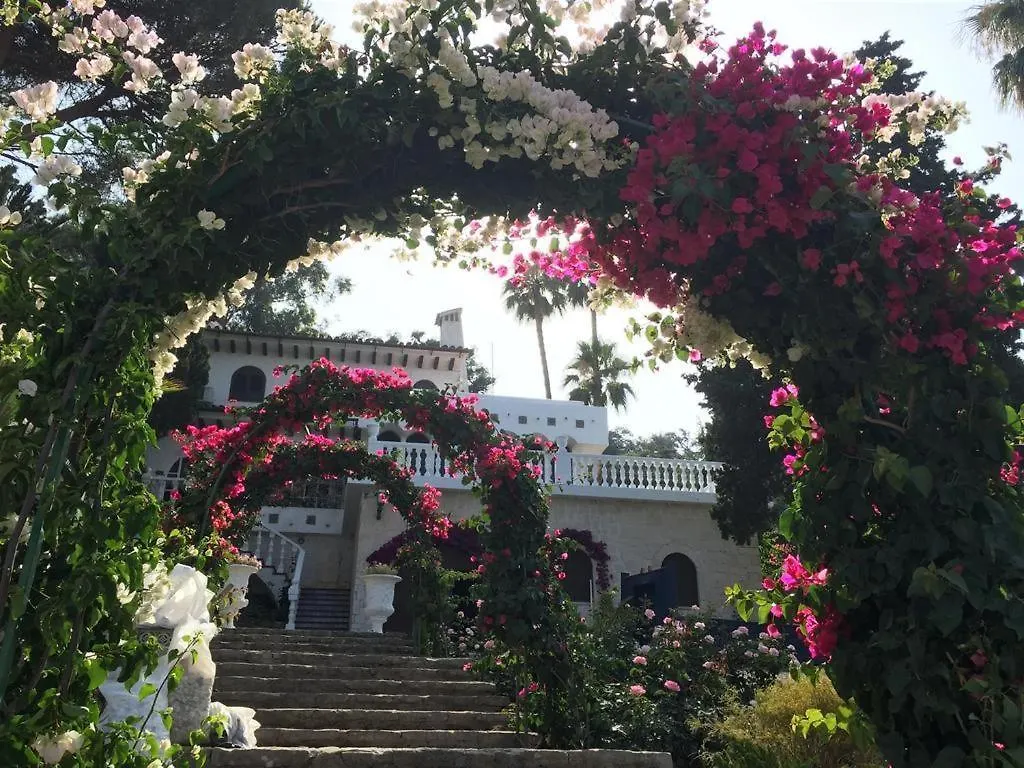 Royal Worthy Luxury Estate The Crown Filming Set Villa Tarifa