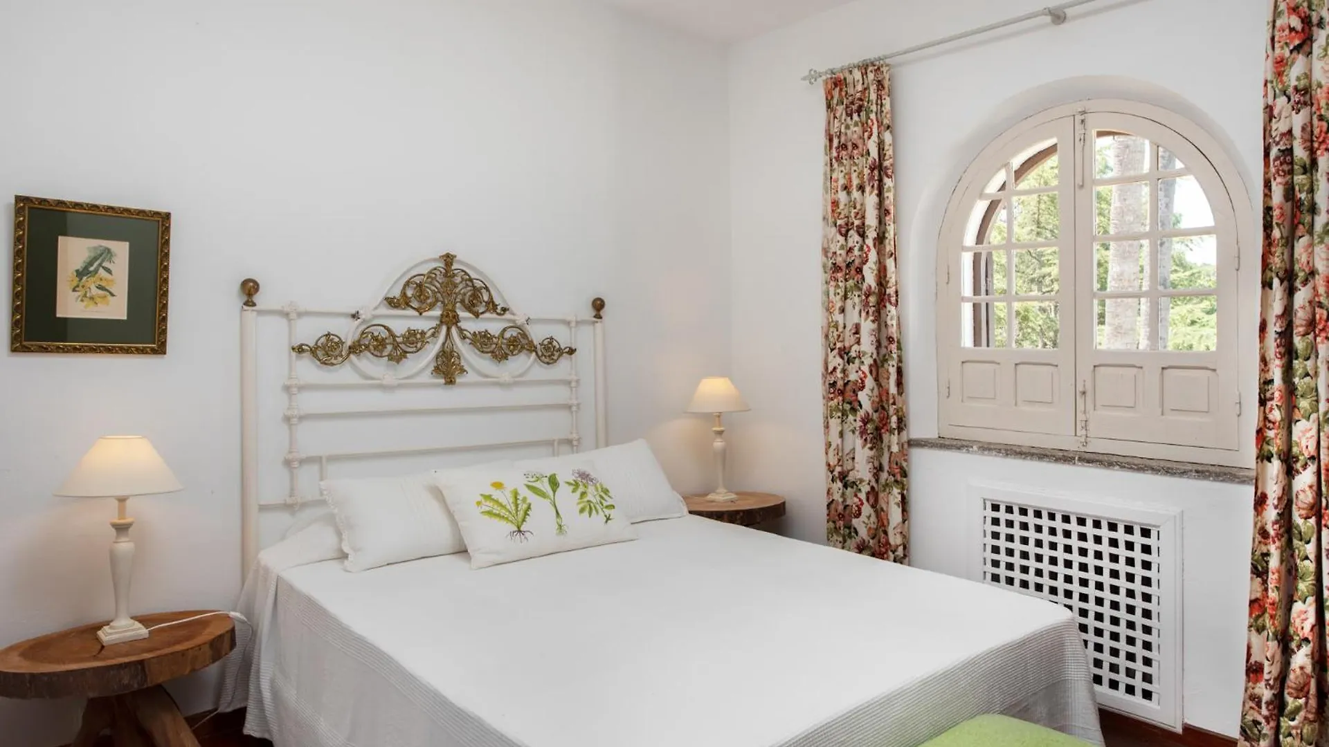 Royal Worthy Luxury Estate The Crown Filming Set Villa Tarifa