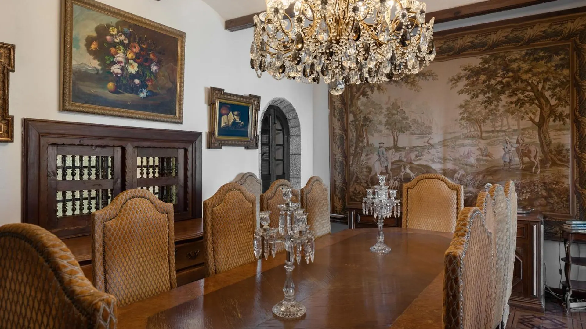 Royal Worthy Luxury Estate The Crown Filming Set Villa Tarifa Spain
