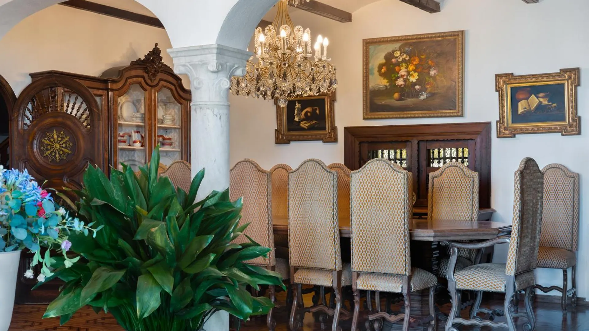 Royal Worthy Luxury Estate The Crown Filming Set Villa Tarifa 0*,  Spain